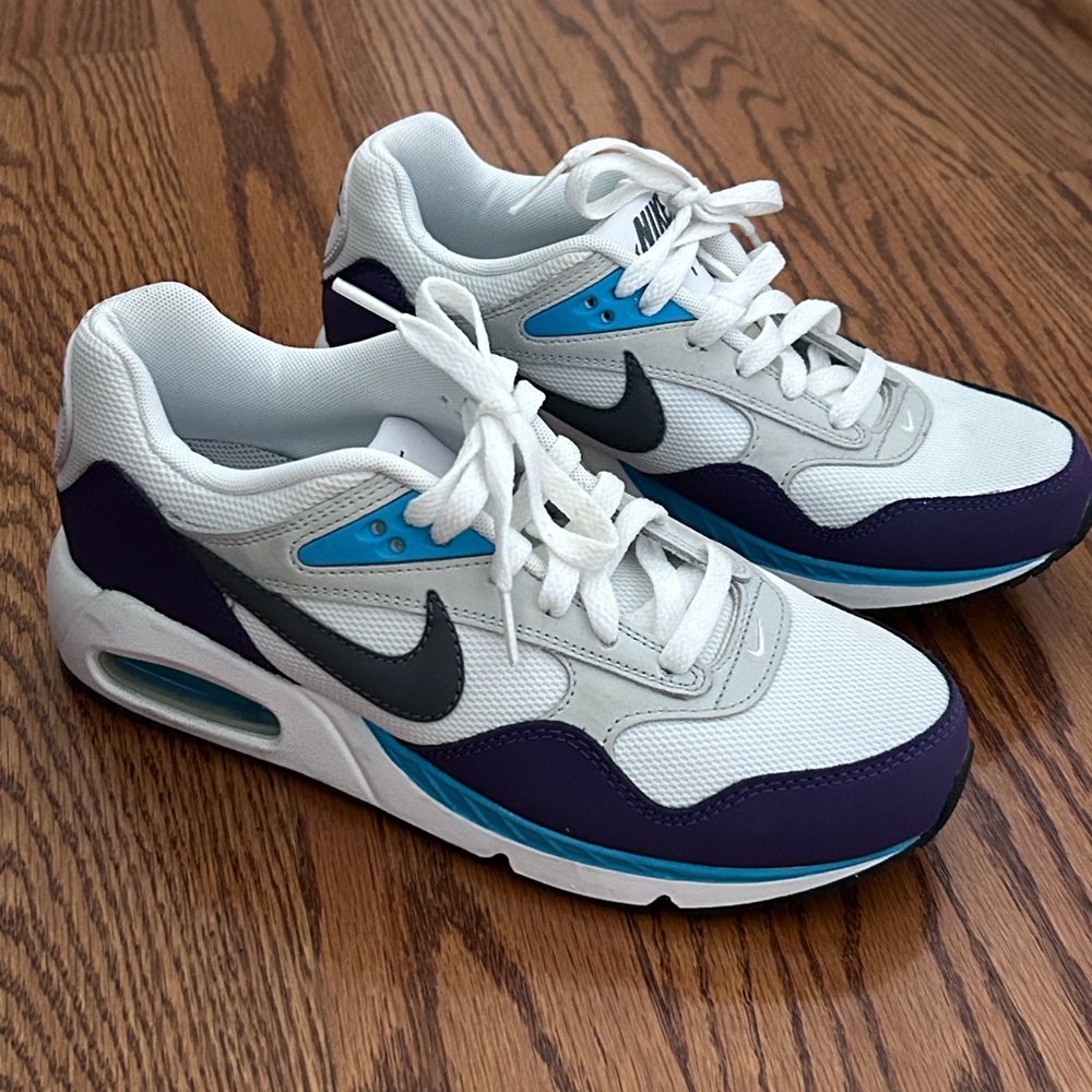 Nike Air women size 8